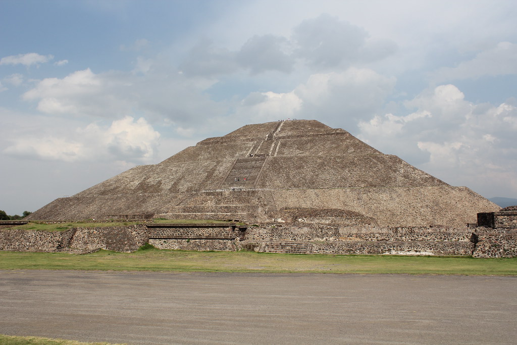 A picture of Teotihuacan, Mexico